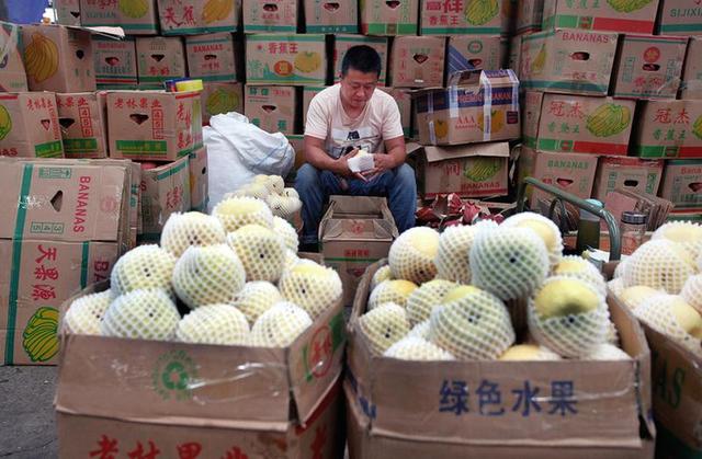 水果店家塑料袋纸箱